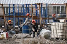 Для мигрантов-преступников закроют въезд в Россию